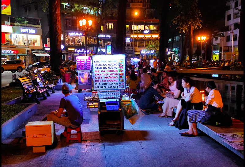 saigon street food 1