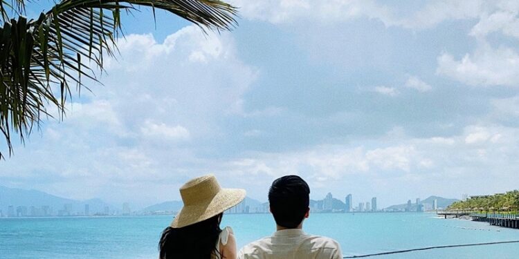 tourist destinations for couples thumbnail